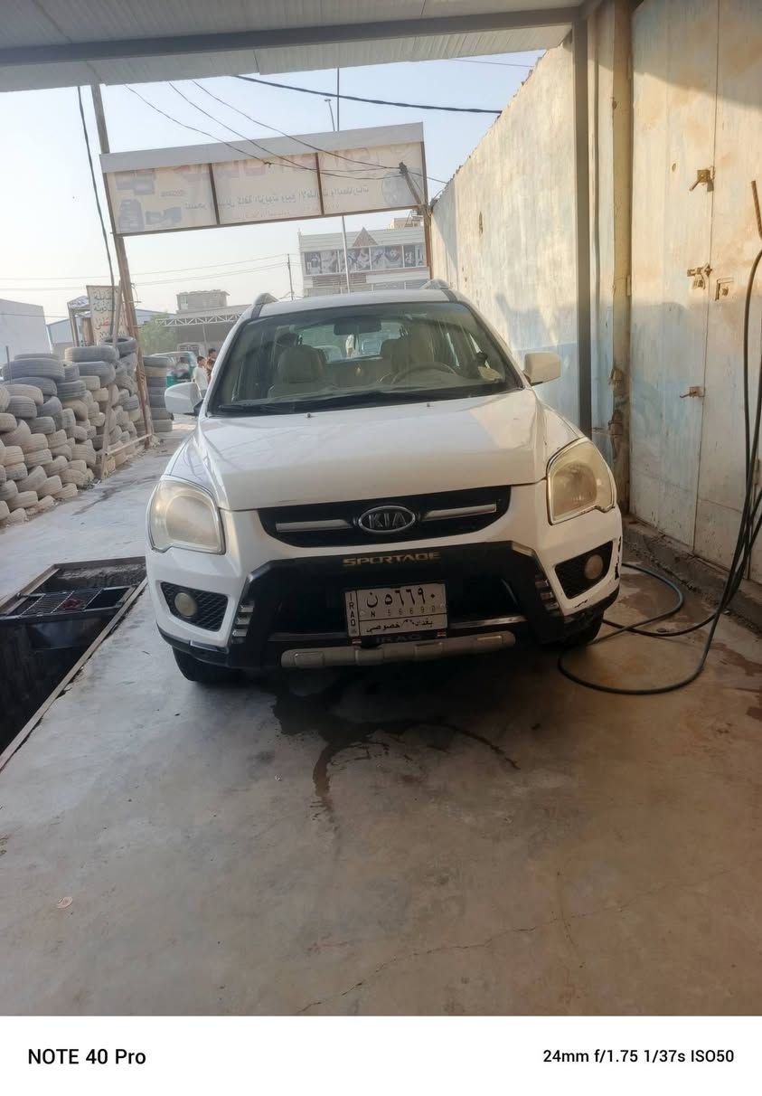 سياره سبورتج خليجي صبغ نص حزام كير ومكينه شركه تبريد ثلج تخم تاير بسمي مكاني ديالى بعقوبة الرحمه سعر 105               ***********

