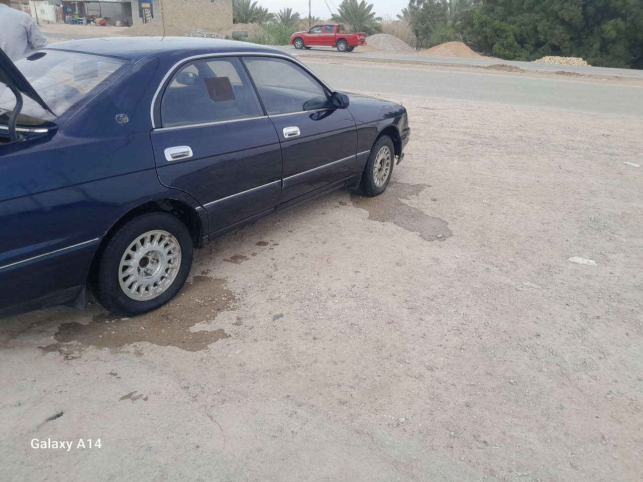 سلام عليكم  بطه حبريه منفصل موديل 94 
لسياره مكفوله صبغ وظربه كشرتها كلش حلوه 
بيها حالوبات بل قماره وبل جنطه كلش بصيطات 

تبريد خلفي لسياره مال جني 
راقم بابل لجديد لنكليزي 
وعندي وكاله عامه ثاني يوم أحولك أني ولمالك يمي يعني ماأتعبك لسعر 50 
أخواتها لمكفولات برج 70 وكلشي بل سوك 
***********
بيه وات ساب

