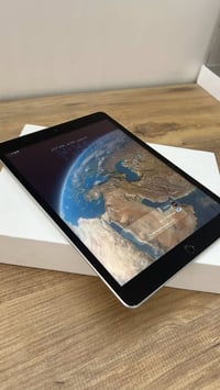 آيباد 9 • ٦٤ جيجا • نجف