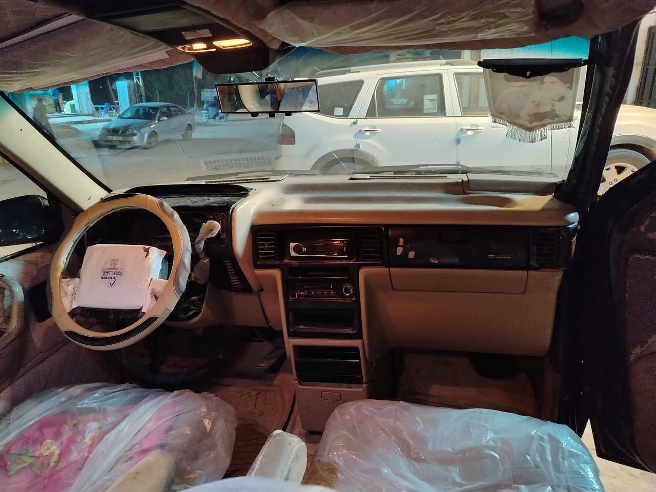 دوج كرايسلر موديل 1995محرك وكير كامري ابو جتف رقم القادسية سياره جاهزه عوزه بس مشط تخم تاير جديدحداده استنوني سوهته سعره ٢٨ بيه مجال ***********
