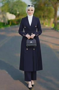 طقم نسائي فاخر • مقاسات ٤٠-٥٠ • ستره مبطنة ١٢٥سم