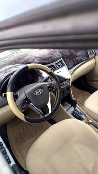 اكسنت 2013 ماشية 155 الف بيها باب مبدل وشخوط وتعديل 07736970124