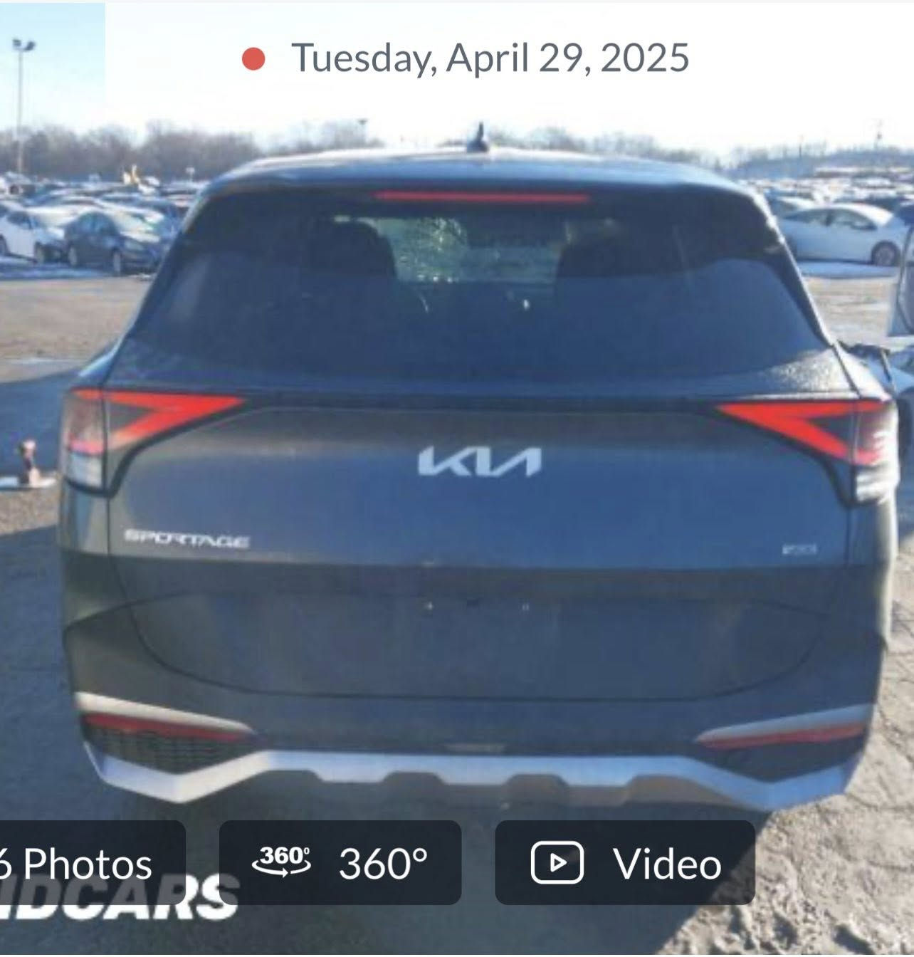 السلام عليكم كيا سبورتج موديل ٢٠٢٣ رقم سليمانيه ماشيه ٢٢ مواصفات المعروفه البنيد بيها صبغ وبارد بكصه القماره واجه بيها كلير جاملغ خلفي وباب خلفي  السياره كلش جديده رايدها ب ١٩٥ وبيها مجال بسيط مكاني اليرموك رقمي *********** فقط بيع بدون مراوس
