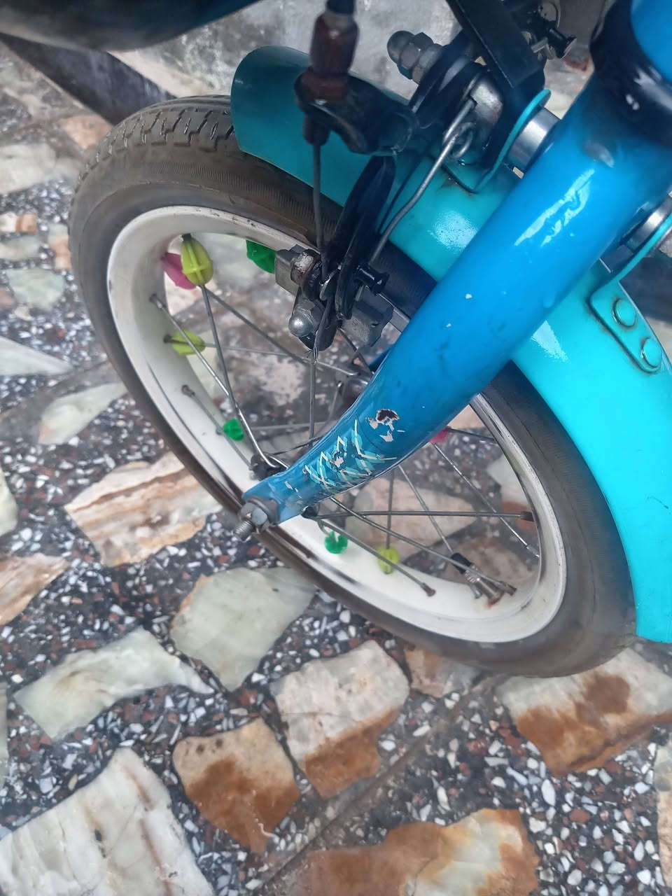 بايسكل اطفال ياباني مو صيني السعر 35 الف من عمر 4 لعمر 7 سنوات
*********** موجود واتساب..
