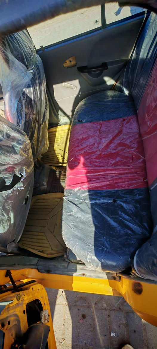 السلام عليكم سايبا 2011دشبول نفخ كير ومحرك وكلج يخبلن كهربائيات شغالة كلها
لايتات جدد اصلي عالي ناصي والبك لايتات هم الصدر 70٪ نقصها درايم شفت يطكطك جهة السايق تايرات نضاف بدون ضربه السياره شاصي واحد معمر تعمير مضبوط جهة الصدر السعر 24 ورقه مكاني حي الجهاد *********** متوفر واتساب الشراي يخابر سياره ما مشتغله هواي تكسي سنويه باسمي لل 2031 هيئه غرامات مصفره رقم انكليزي ♥️
