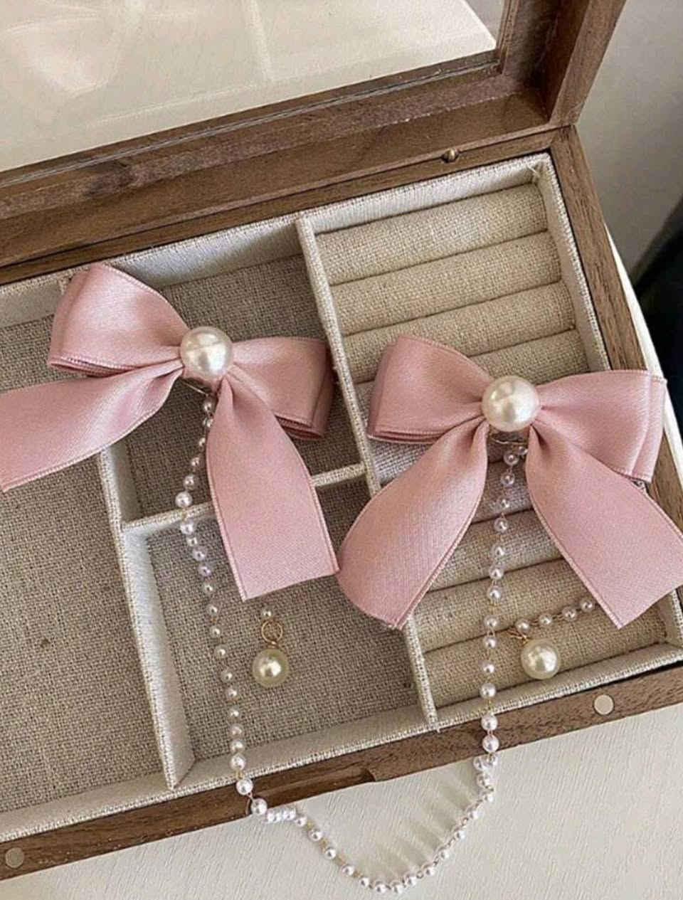 فيونكات شعر سلاسل ليلو نازل السعر الفين لدينا خدمه توصيل داخل العماره بالفين فقط


**إذا كنت صاحب هذا الإعلان وتريد حذفه لأي سبب، رجاءا أرسل رسالة إلى الدعم الفني**