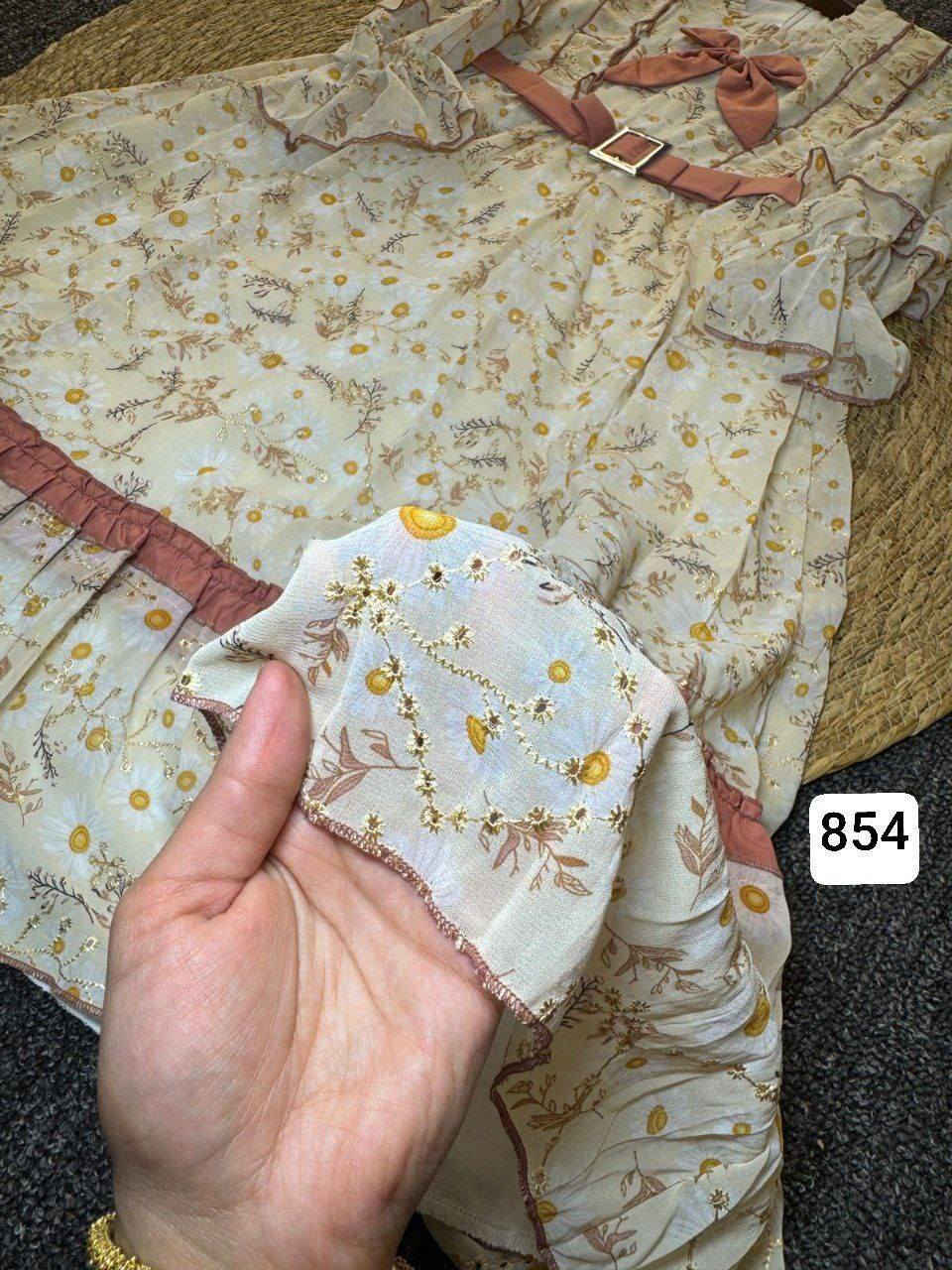 فستان تركي مورد نازك وانيق
من ٧_١٢ سنة💗
موصل حي التعليم 
شارع ٦٠ عمارة العاني قرب صيدلية وفر

يوجد لدينا توصيل للموصل وكافة المحافظات 
Luna kids 🌙 ✨️


**إذا كنت صاحب هذا الإعلان وتريد حذفه لأي سبب، رجاءا أرسل رسالة إلى الدعم الفني**