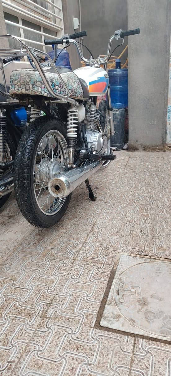 دراجه كلك للبيع. ايراني شلامجه رقم الموبايل *********** 
بي واتساب
