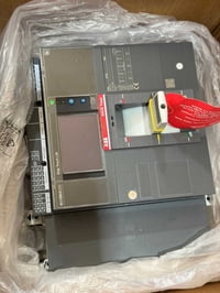 ABB • ٤ أقطاب • ١٢٥٠ أمبير