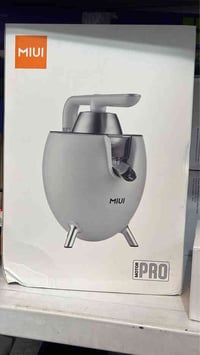 معصارة برتقال • ماركة شومي • جديد