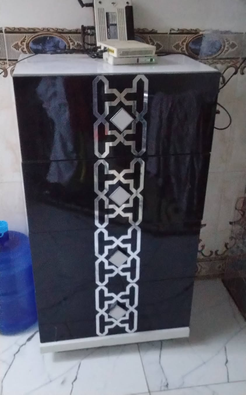 غرفه تركيه 9قطع بعد ويه هذني قطعه مال بلازمه السعر 500 العنوان بغداد الكريعات


**إذا كنت صاحب هذا الإعلان وتريد حذفه لأي سبب، رجاءا أرسل رسالة إلى الدعم الفني**