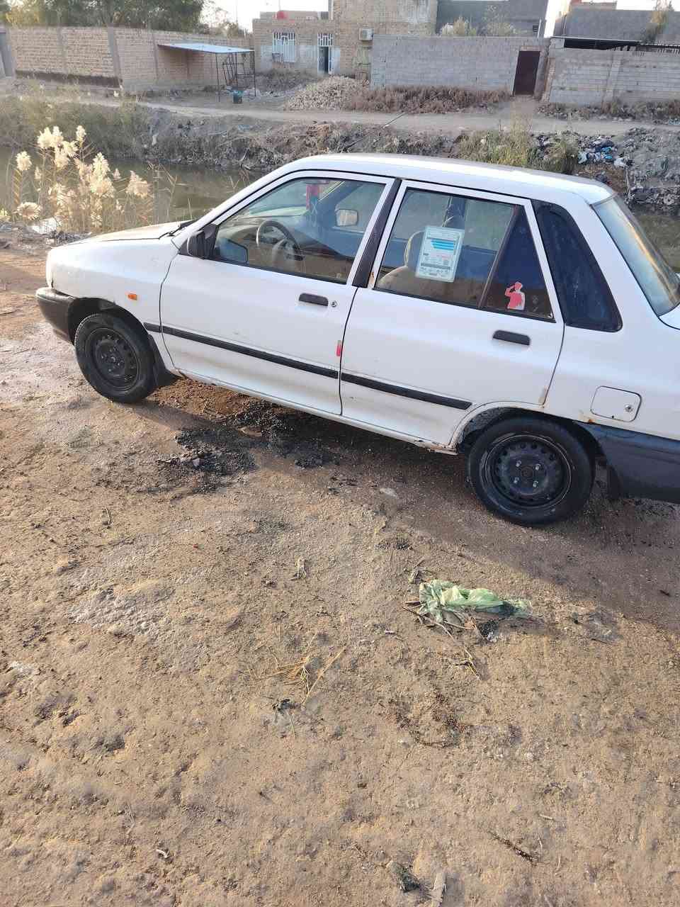 السلام عليكم سايبه موديل2015سياره خير من الله   الشراي اتصل *********** مكان الحمزه الشرقي
