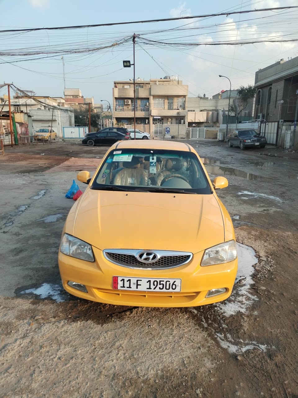 السلام عليكم البيع هونداي فيرنه 2014 مكفوله من كلشي سياره مامعيوده كهربائيات مكينه كير مكفول وتخم تايرات جديد قبل سبوع مشتري رقم جديد تبريد🥶 سياره كبل الشارع سعر 80 وبيه مجال 
عنوان بغداد مشتل
***********
