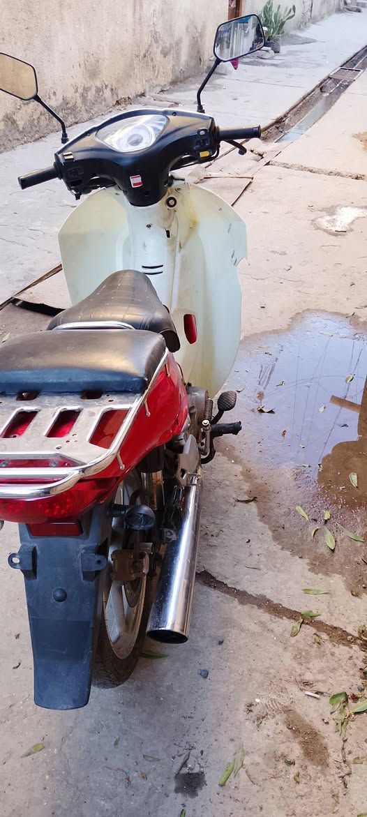 السلام عليكم .
ماطور سرفيز 2017 دبل دسك كفرات 60% الدرع بي كسر مبين بل صور مكينه بيه تبخير 
السعر 400 وبيه مجال 
الاستفسار ***********
