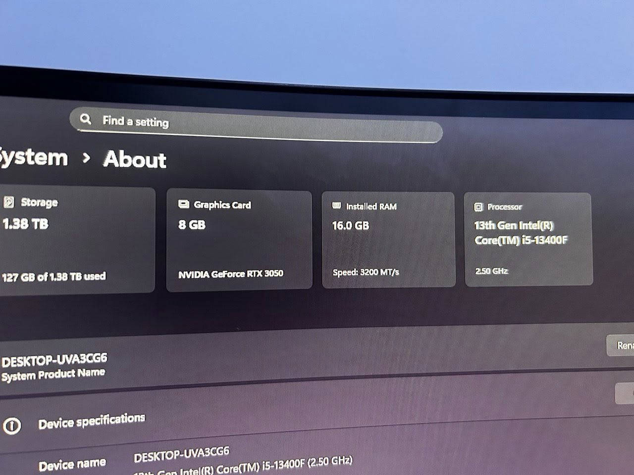 للبيع مكاني بصرة
مواصفات الكيس 

i5 13400F المعالج
 كرت الشاشة RTX 3050 8GB
الباورسبلاي  FANTECH SHADOW 750W
مبرد المعالج COOLER MASTER T400I
الموذربود ASUS PRIME H610M-K D4
الرامات G.SKILL 16GB 8 x 8 DDR4
SSD NVMe KingSpec 512GB 
Ssd 1tb Sata 
1TB HDD
السعر: مليون دينار
للتواصل ***********
