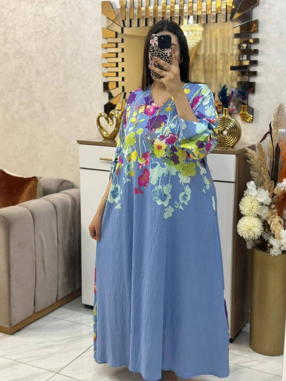 كسوة بالسنسلة فالعنق robe avec shaine
طاي سطونداغ taille standard
كتلبس. L xl xxl3xl
توب لولان ممتاز le lin أكادير, أكادير إداوتانان


**إذا كنت صاحب هذا الإعلان وتريد حذفه لأي سبب، رجاءا أرسل رسالة إلى الدعم الفني**
