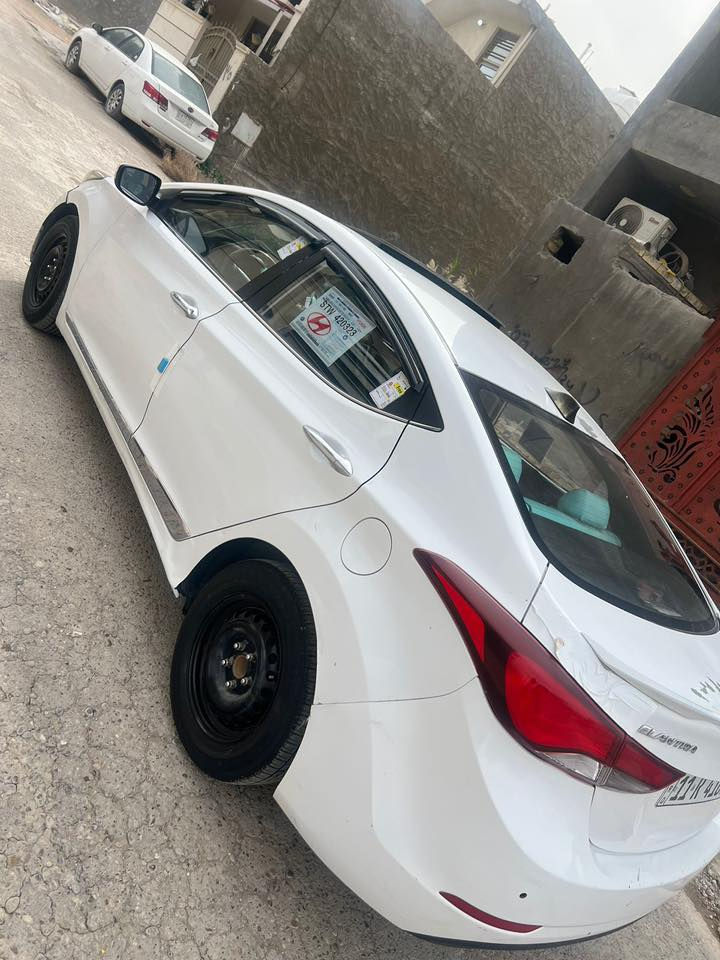 سلام عليكم
النترا موديل 2014 شكل ال15 خليجي فول مواصفات مكفوله كفاله عامه ما عدا بارد بصيط بلجاملغ الامامي وتكشير خفيف مثل ما موضح بلصوره كير مكينه مكفولات صدر كهربائيات كله مكفول غرفة دوشمه جديده ولون مميز السياره احلى من الصور سنويه باسمي تحويل ثاني يوم السعر 115 وبيها مجال 
مكاني بغداد سيديه ***********
