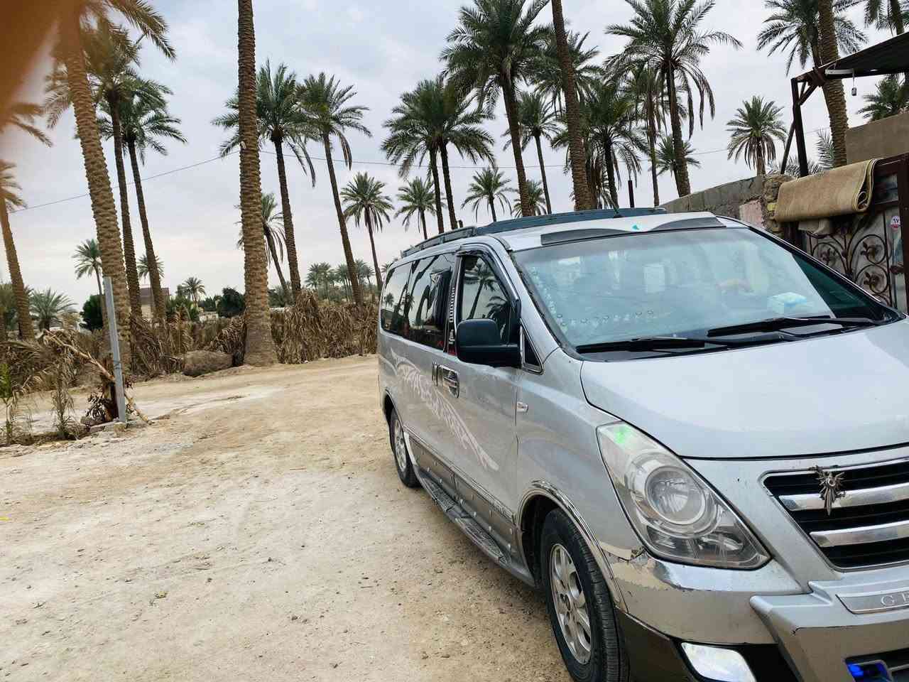 ستاركس 2009مسكر اصل مكفوله مكينه وكير وحداديه وتاير كله جديد داخل نضيف سنويه جديدة تبريد فول***********
