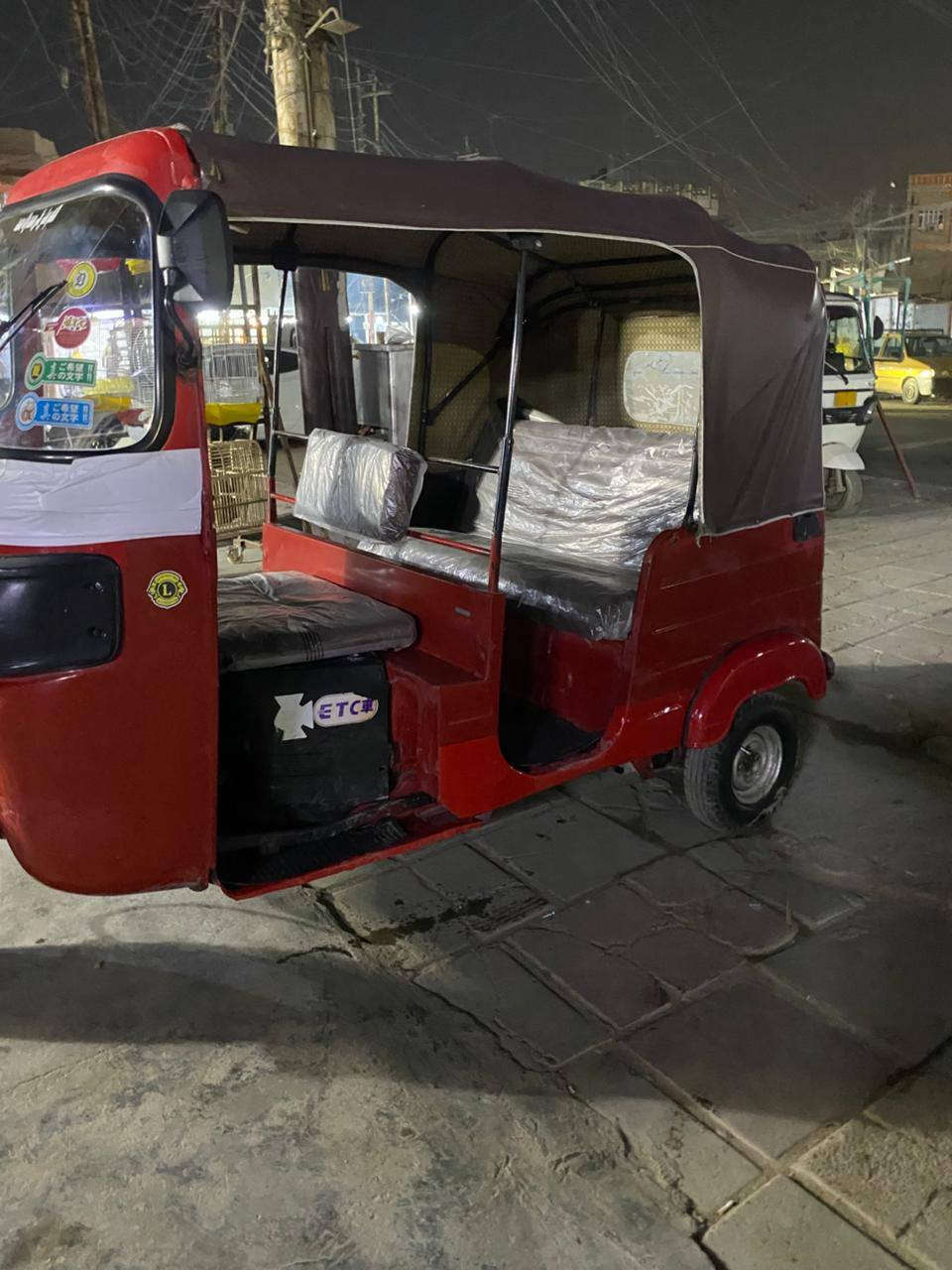 سلام عليكم لبيع مديل ١٩ أوراق سعر ٣٥٠٠ وبيها مكان بغداد المين   ***********
