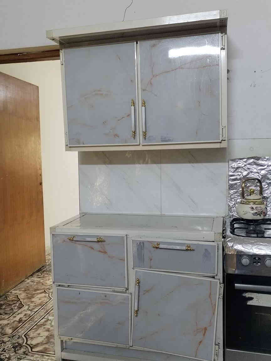 السلام عليكم غراض للبيع بسعر مناسب
مكان الزعفرانيه
***********
