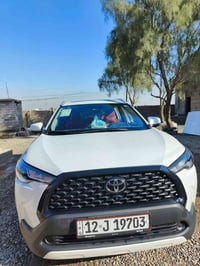 كروسس كورلاا  هايىرد موديل 2025 رقم نينوئ باسمي ماشيه 8الاف  مواصفات 1...