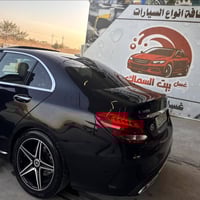 مرسيدس C300 • اللون أسود • اختيار