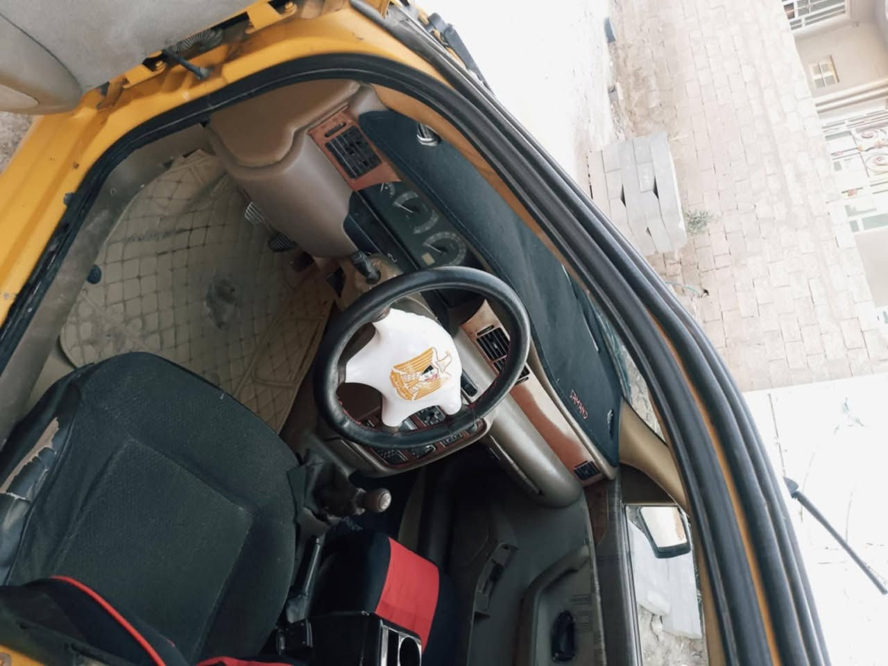 السلام عليكم ورحمة الله سمند 2011  محرك  2000 فرنسي  خيرر من الله كير ومحرك مكفول تبريد ثلج 🥶 سيارة خير من الله دوس بلادية  وهلالات يرادلهن تعمير  مصبوغة حزام قمارة بلادية رقم واسط تحويل ثاني يوم  مكاني الصويرة سعرها 30 🍀 اتصال ***********
***********
