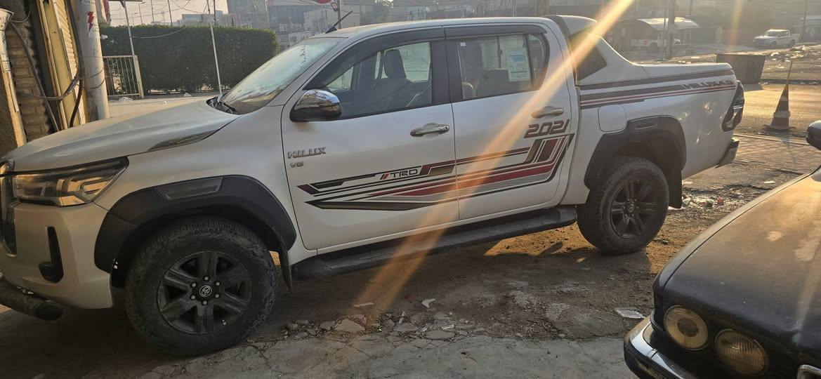 Trd موديل 21
سلام عليكم 
 هايلوكس مكفولة اربيل هزة سنوية بعيد جاهزة صدر كير مكينة سيارة ساز دهن فلاتر ادامة كلة شركة 
سعر 330 ماشية 100 
*********** 
مكان السيارة بغداد
سيارة بأسمي وتحياتي للجميع 
الشراي يتصل
