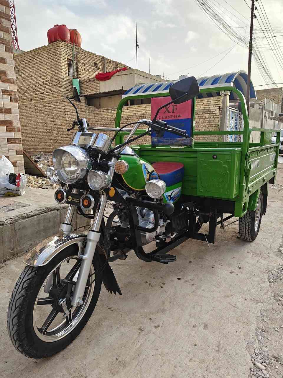 سلام عليكم اللبيع جديده السعر مليونين ونص مكلف بنشر شراي اتصل‏‪0778 265 6564‬‏
