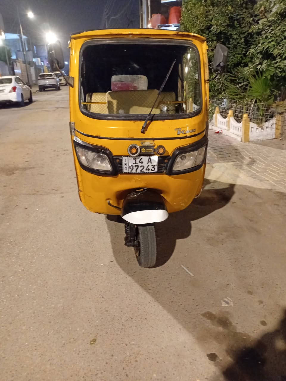 سلام عليكم  تكتك تيفيس  مديل عشرين    تكتك رقم 
سعر ٤٢٥٠ وبيه  مجال الشراي***********
