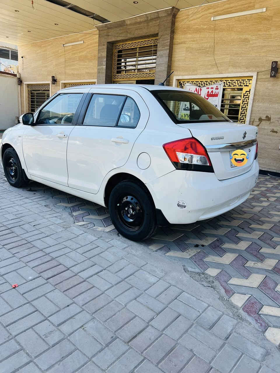 للبيع
سازوكي سويفت دزاير 
2016 ماشيه 50 الف
رقم بغداد الماني
سياره بعدهه ع وضعيه الشركه
مكفوله كفاله عامه 
جاهزه مابييه اي نقص

السعر :80$
مكاني بغداد
للاتصال (***********)
