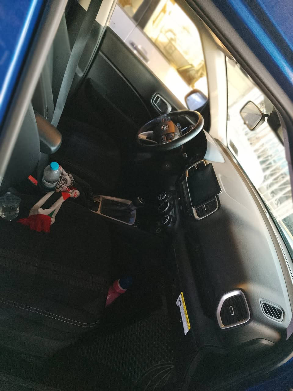 السلام عليكم 
هونداي فينيو موديل 22 ورد مريكي الحادث موجود بل منشور. ماشيه سياره 41 رقم بغداد نكليزي سنويا جديد تحويل ثاني يوم..  كير محرك تبريد مكينه كفاله عامه 
تخم تاير شواصي مكفولات بلادي 
دوخل نظيفه سياره حلو معنا الكمله بل عافيه 
نص فول سياره 
محرك 1600 دوش 
سعار سياره 132بي مجال حك جيتك العمله 
العنوان بغداد الحبيبيه نتصل تدلل 
***********
