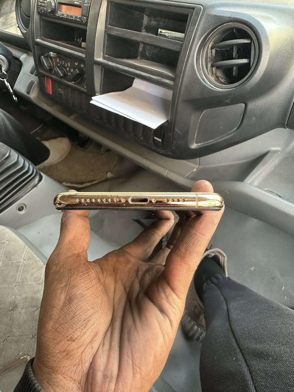 السلام عليكم
اكس اس ماكس اللون ذهبي ذاكرة 256 

بطارية 89 الجهاز مكفول برغي ما مفتوح بي

كارتون وملحقات كاملة 

بيع او مراوس بأيفون اعلى حتى لو بي تصليح

*********** رقمي
