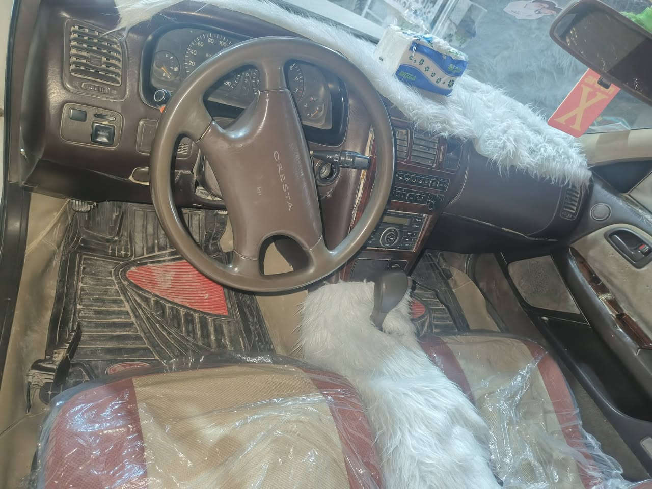 كرستا نفخ موديل1995مكينه وكير ونجي مكفولة من الكصه ونقل وضربه لقويه سعر57وبيه مجال*********** رقم بصره مداور ثاني يوم سنويه منتهيه
