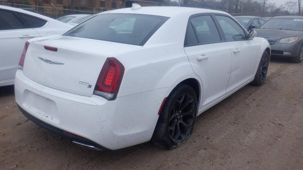 أوباما فئة S مديل 2019 اصل وارد كندي كفاله عامه ما عده طخه بالباب راجعه بارد و موجوده صورها داخل كندا السياره حرة بأسمي ماشيه مية الف قابل للزيادة السياره نظيفة و استعمال شخصي السعر 285 و هذا رقمي للاستفسار +964 772 476 0039. البصرة, العراق


**إذا كنت صاحب هذا الإعلان وتريد حذفه لأي سبب، رجاءا أرسل رسالة إلى الدعم الفني**