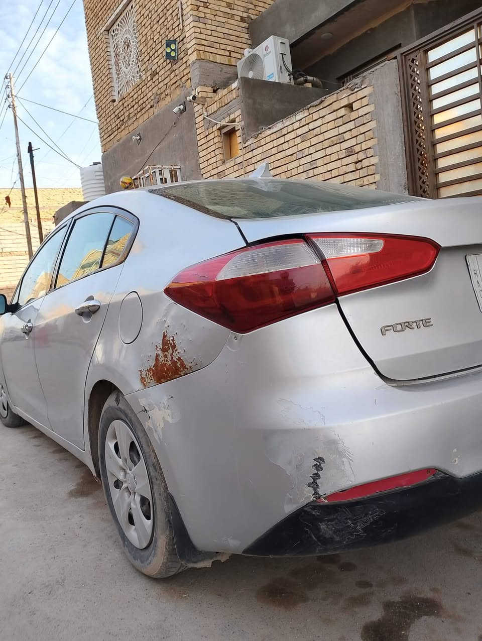 سلام عليكم كيا فورتي 2015 وأرد امريكي بي كتاب فحص رقم ذي قار بسمنا بي ثلاثة قطع غيار مبدل عوزه ترتيب حداديه مكاني ذي قار *********** السعر 90 وبي مجال

