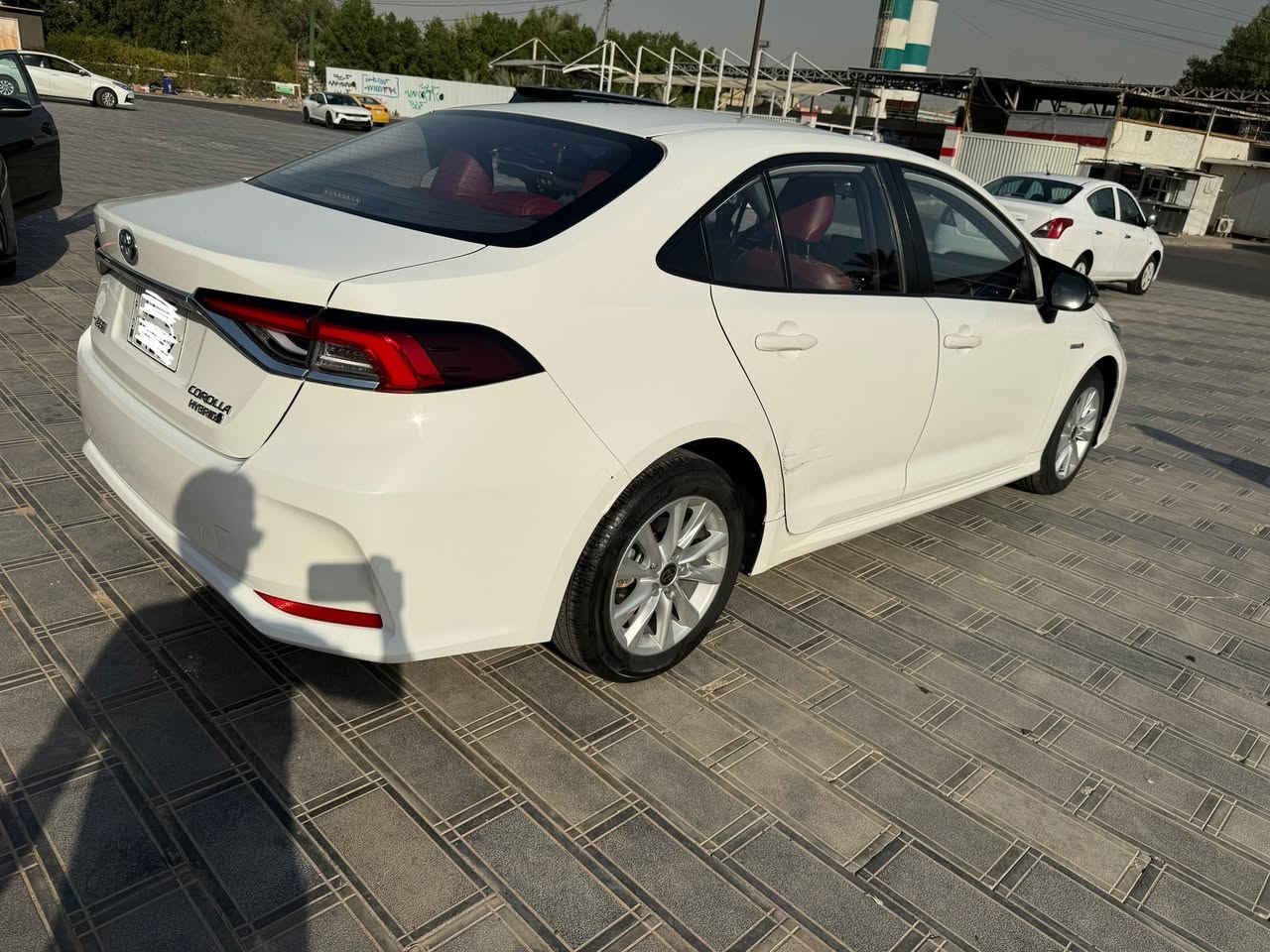 السلام عليكم
كورلا 2023 هايبرد  رقم بغداد بأسمي

وارد صيني شكل الخليجي 

فول مواصفات s داخل احمر

السيارة جاهزة من كلشي 

ماشية 41 الف 

بيهة طخة بسيطة بلباب الخلفي فقط 

مكان السيارة: بغداد حي الجامعة 

السعر: 135 وبيهة مجال

‭0780 184 9093‬

+964 780 184 9093
