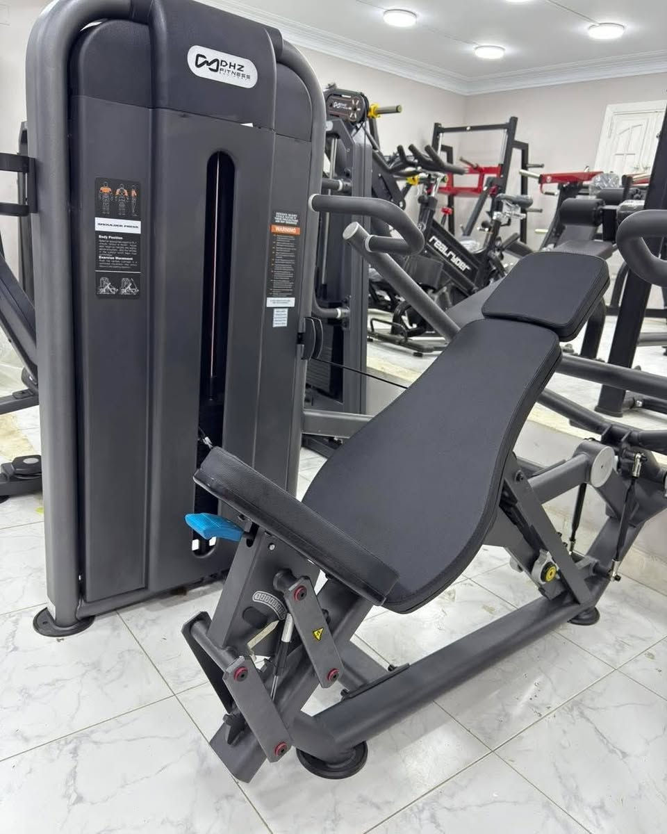 لاين كامل موديل اوروبي 2026 من DHZ Fitness مكون من ( اماميه- خلفيه- سحب عالي- سحب ارضي - فراشه - دفع بنش - دفع كتف - دفع رجل - ضامه و فاتحه ) خصم خاص للاين كامل للجيمات كامله 

بضاعه حاضره و استلام فوري و انت واقف بدون حجوزات او انتظار او اعلانات وهميه 🔥

اختار الصح… اختار Cairo Sport

خبرة في تجهيزات الجيم

خصم خاص علي تجهيز الجيمات الكامل بخصومات حصرية

زورنا في كايرو سبورت وشوف الأجهزة بنفسك.

متنساش تسأل على تجهيز جيم كامل بتمويل من البنوك المصريه بأقل فائده و اطول فتره سداد 

📞 للاستفسارات و الواتساب
01095784859

📍عنوان معرضنا:
10 شارع عبد القادر بكار- متفرع من مصطفى النحاس- مدينه نصر - القاهرة

#gym_equipment #تجهيز_جيمات #cairo_sport
#gym #gymworkout #fitness #bodybuilding #sport #muscle #lifestyle #instagram #instadaily #fit #model #motivation #fitnessmotivation #strong#communitybuilding #femaleempowerment #socialinteraction #groupintroduction


**إذا كنت صاحب هذا الإعلان وتريد حذفه لأي سبب، رجاءا أرسل رسالة إلى الدعم الفني**