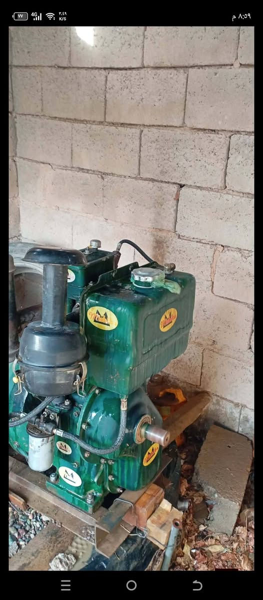 السلام عليكم مولد بتر للبيع مشتغل 4 اشهر و دينما عشره كيفي بل شرط مناقصة شي السعر 900وبي مجال  متواجد علا فيس او الرقم  ***********
