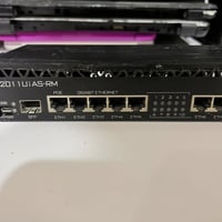 إكسسوارات إلكترونية • إلكترونيات