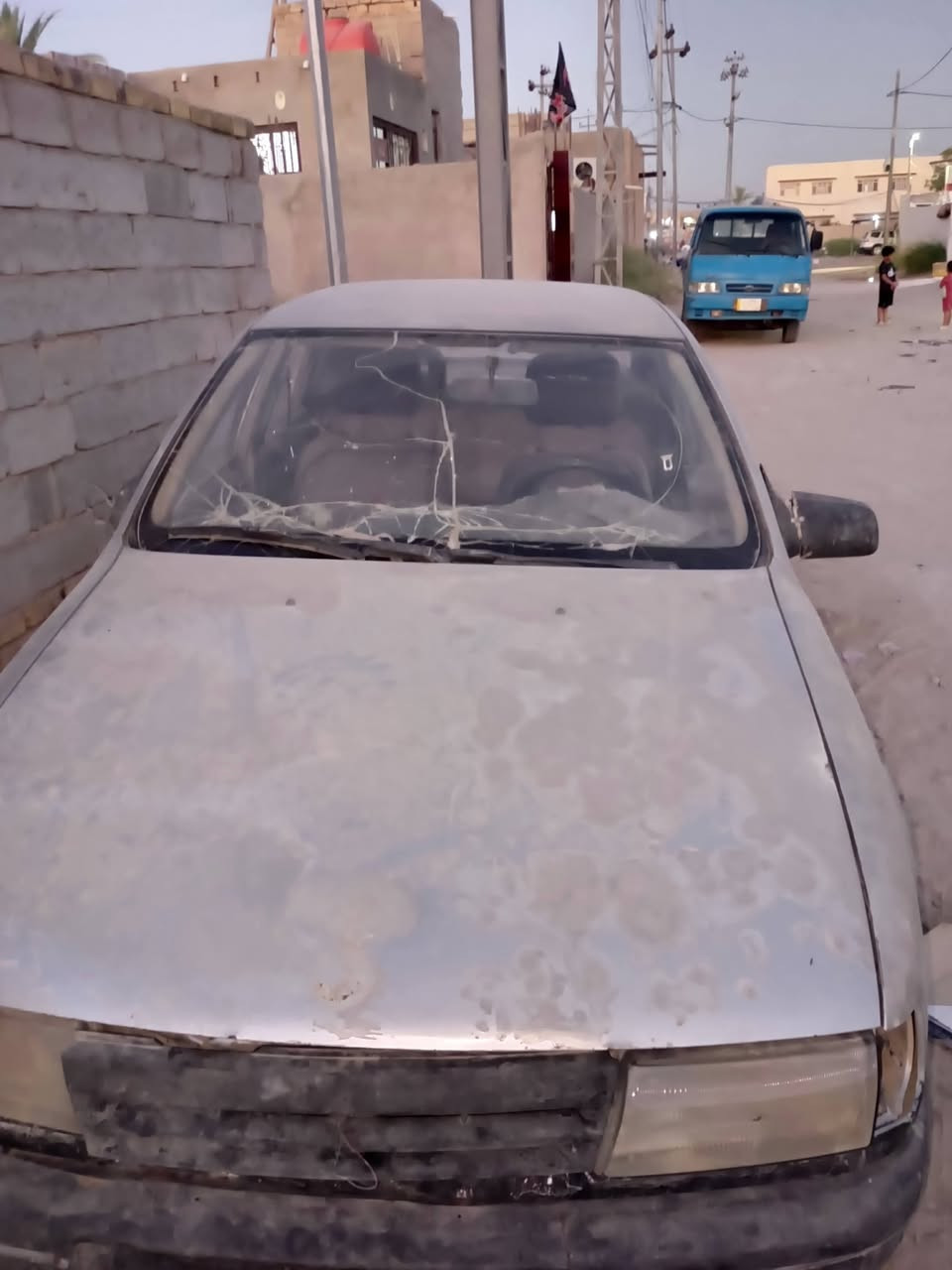 السلام عليكم سياره فكتره للبيع اني راعيه الشرعي السياره شغاله السعر 13ورقه وبيه مچال بصيط وتحویل ثاني یوم ***********
