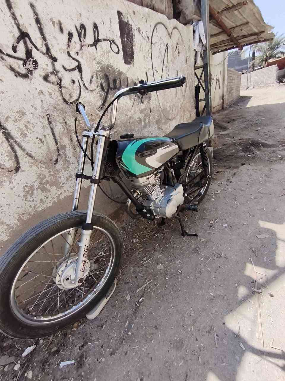 دراجه ايراني كلك كلك للبيع فول نضافه محرك مفتوح بوشه وبستم واخرس ما نقصه اي شي دراجه رزنه فول غراض كل جديد شاصي مكفول لشراي يجي خاص مكاني ذي قار قضاء الجبايش


**إذا كنت صاحب هذا الإعلان وتريد حذفه لأي سبب، رجاءا أرسل رسالة إلى الدعم الفني**