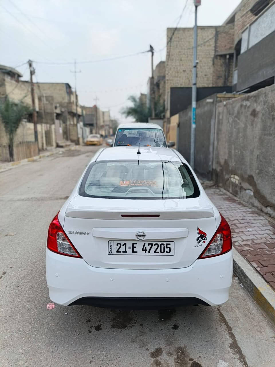 السلام عليكم
نيسان سني موديل 2025 خليجي مكفولة من الصبغ والضربة ماشية34,000 السعر 126 مكاني بغداد البلديات 

الهاتف ***********
