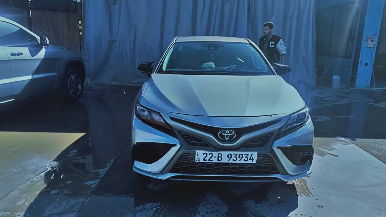 السلام عليكم
كامري 2023 se 

ماشيه (فقط 43) ألف فقط
السياره كلش حلوه وكاعده 
داخلها يجنن ع وضع الشركه
وبلعافيه ع الي ياخذها
1-تحكم استيرن
2-شفتات استيرن
3-توقف ذاتي 
4-تحديد مسار 
5-كروس سرعه
6-مود قياده 
7- نضام ال eco
8-نضام ال normal
9-نضام ال sport
10-كار بلي

ضرر السياره بونيد مبدل تجاري وشبرين باب السايق شويه ملاحضات 
السعر
205 وبيها مجال 

مكان السيارة طوز خورماتو أو سليمانية 

للاستفسار  ***********
متوفر (واتساب + ماسنجر )
