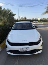 كيا كي ثري 2024 رقم بغداد تحويل مباشر  فول مواصفات فتحة بصمة هواي بيها...