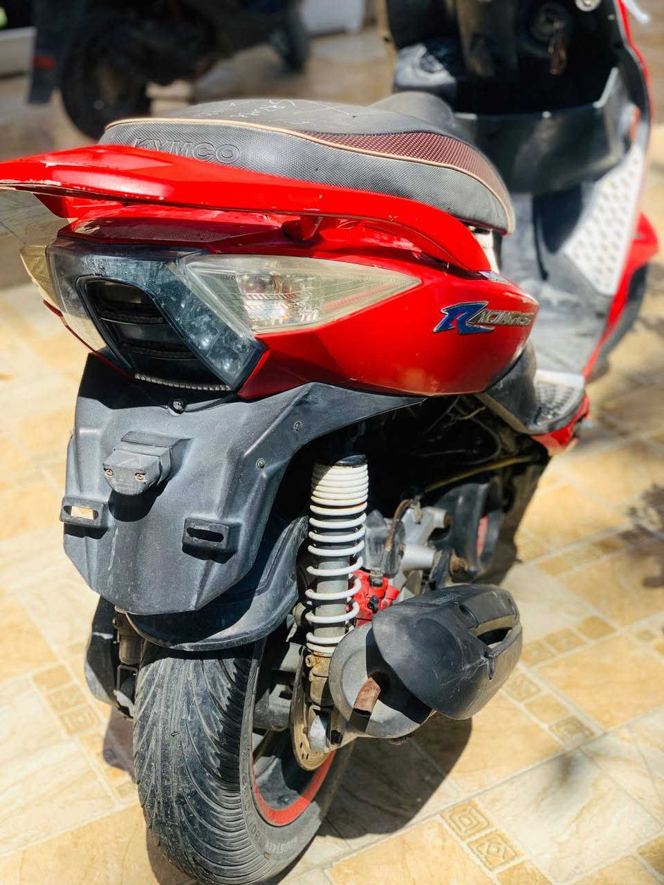 رايسنك ياباني مكفولة كله شغالة ومختمه
السعر/475 وبيها مجال لشراي 
حله مركز 
***********
