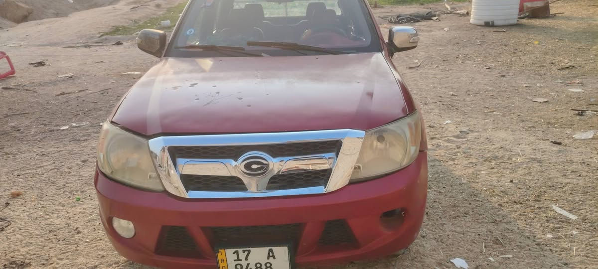 كنوه موديل ٢٠١٣ بأسمي رقم انكليزي مكان نجف حيدريه *********** السعر ٤٢
