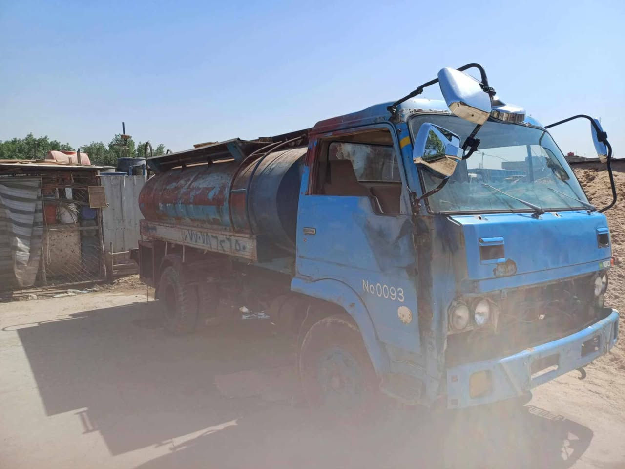 نيسان للبيع السيارة بدون 
مكينة نضيفة لا تبخير ولا تنقيص 
حتى نضوح مابيها  اطيك مكينة مكفولة
شاصي مكفول  
اكسل مكفول 
دانكي نضيف  
حمولة 8الف
 دوشمه جديدة 
السعر 35 ورقة 
***********
