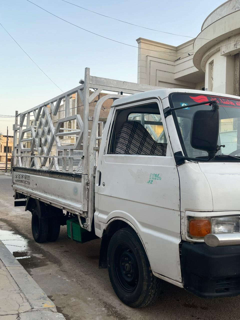 كيا بنكو موديل 1995رقم  بغداد انكليزي بأسمي السياره تحويل مباشر سياره جاهزه مابيه اي نقص بوجهه لشغل كير ومحرك وأكسل مكفولات مكاني الأنبار الفلوجه *********** سعر ٤٥ وبيه مجال بسيط
