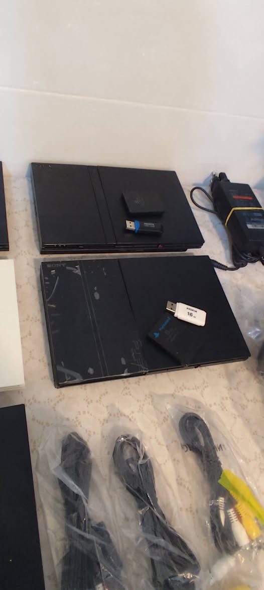 سلام عليكم
بلي ستيشن 2 وبلي 1


**إذا كنت صاحب هذا الإعلان وتريد حذفه لأي سبب، رجاءا أرسل رسالة إلى الدعم الفني**